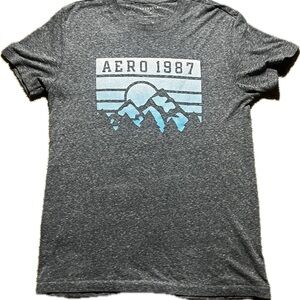 Vintage Aeropostale small tee.